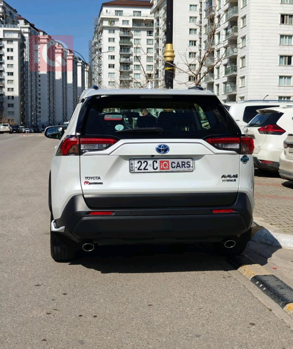 تويوتا راف 4